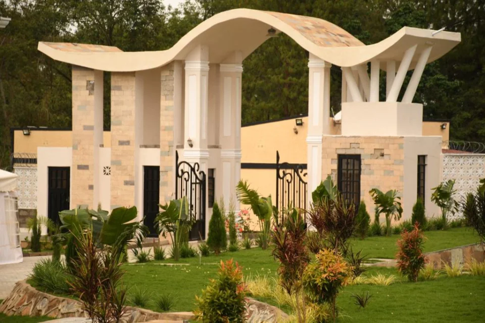 4 Bedroom Bungalow