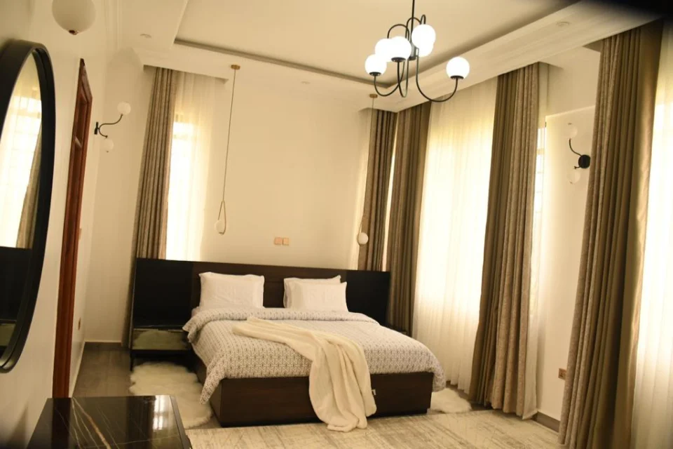 4 Bedroom Bungalow